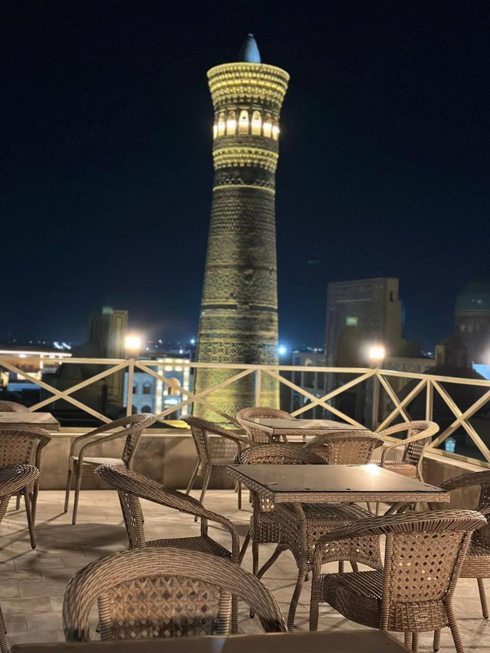 Poyi Kalon Teracce Hotel حلال บูคารา ภายนอก รูปภาพ