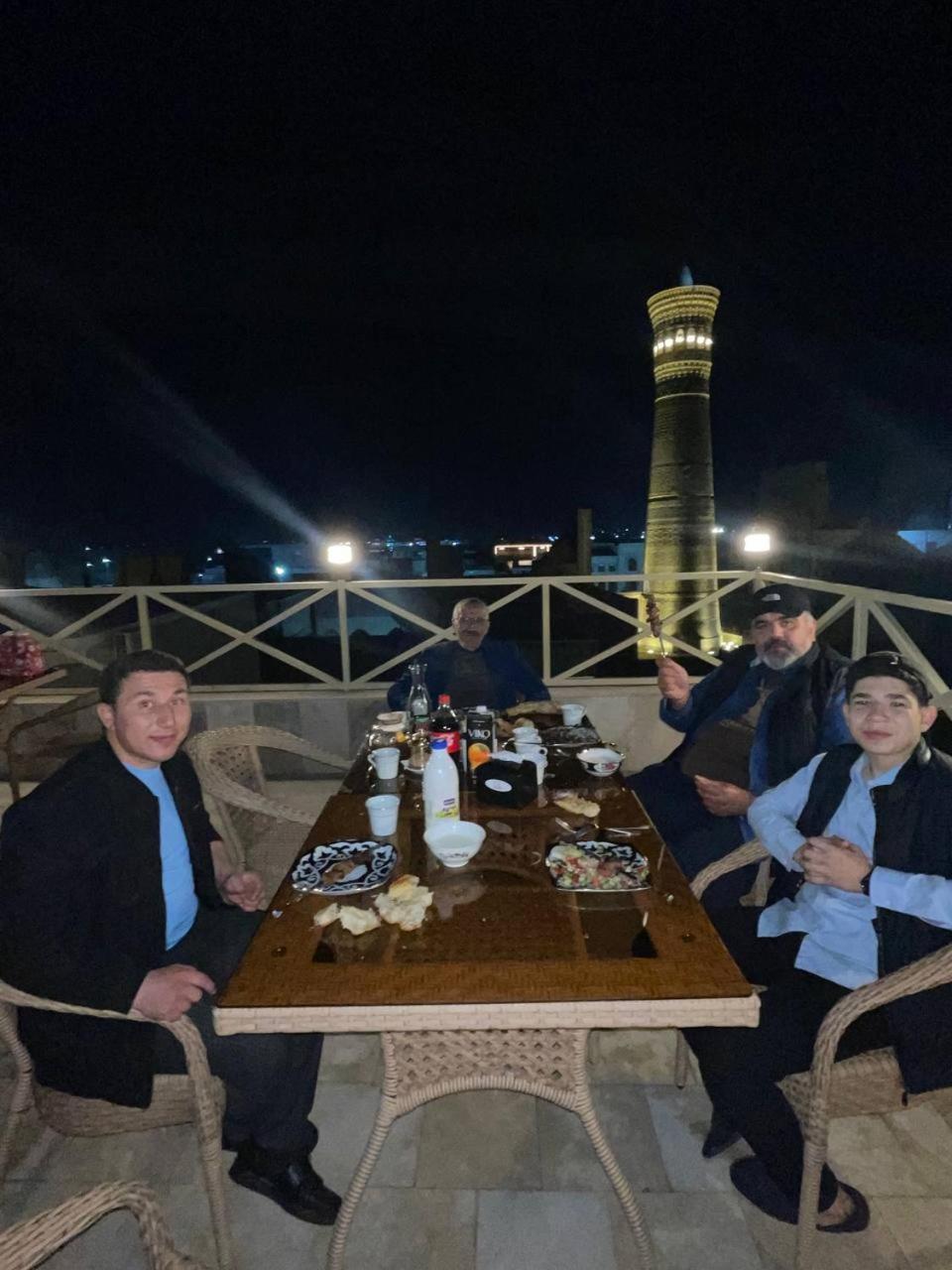 Poyi Kalon Teracce Hotel حلال บูคารา ภายนอก รูปภาพ